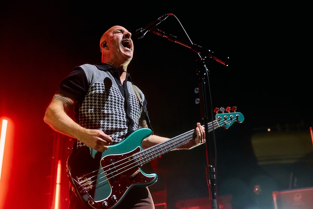 Live Shots: Rise Against and Alkaline Trio set a fire for Masonic crowd — San Ramon Arts news