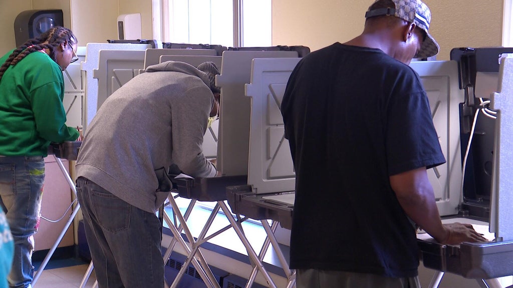 Catholic Charities helps Minnesota's unhoused vote ahead of midterms β WCCO / CBS Minnesota, San Ramon Sports news