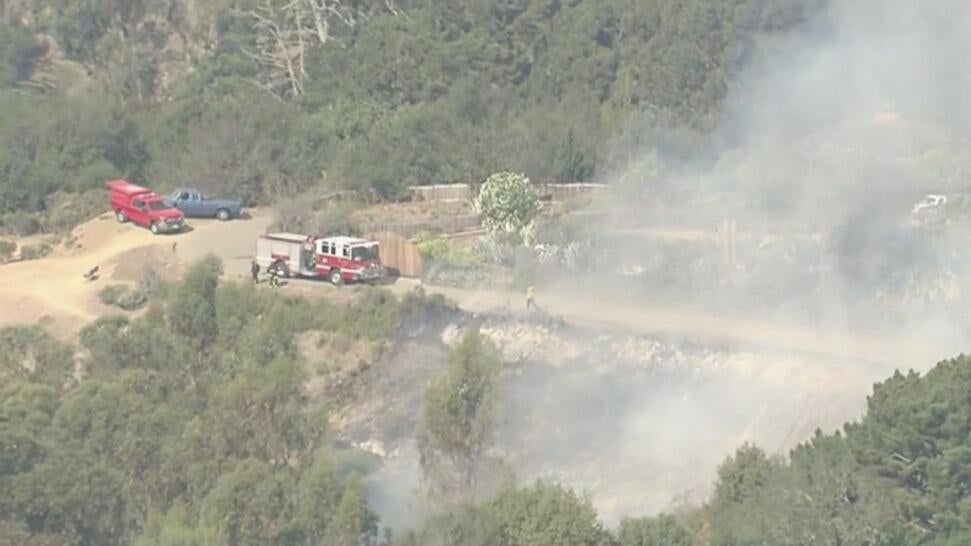 Vegetation fire breaks out above UC Berkeley campus, 35 years after Oakland Hills firestorm — CBS Bay Area (KPIX), San Ramon Community news