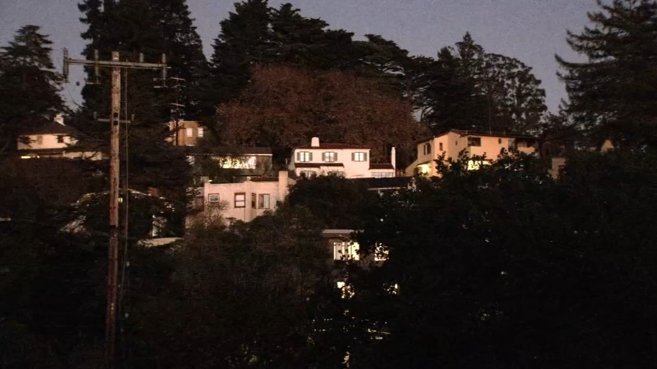 PG&E warns 11K Bay Area customers of possible power shutoffs due to high wildfire risk
— ABC 7 Bay Area, San Ramon Community news