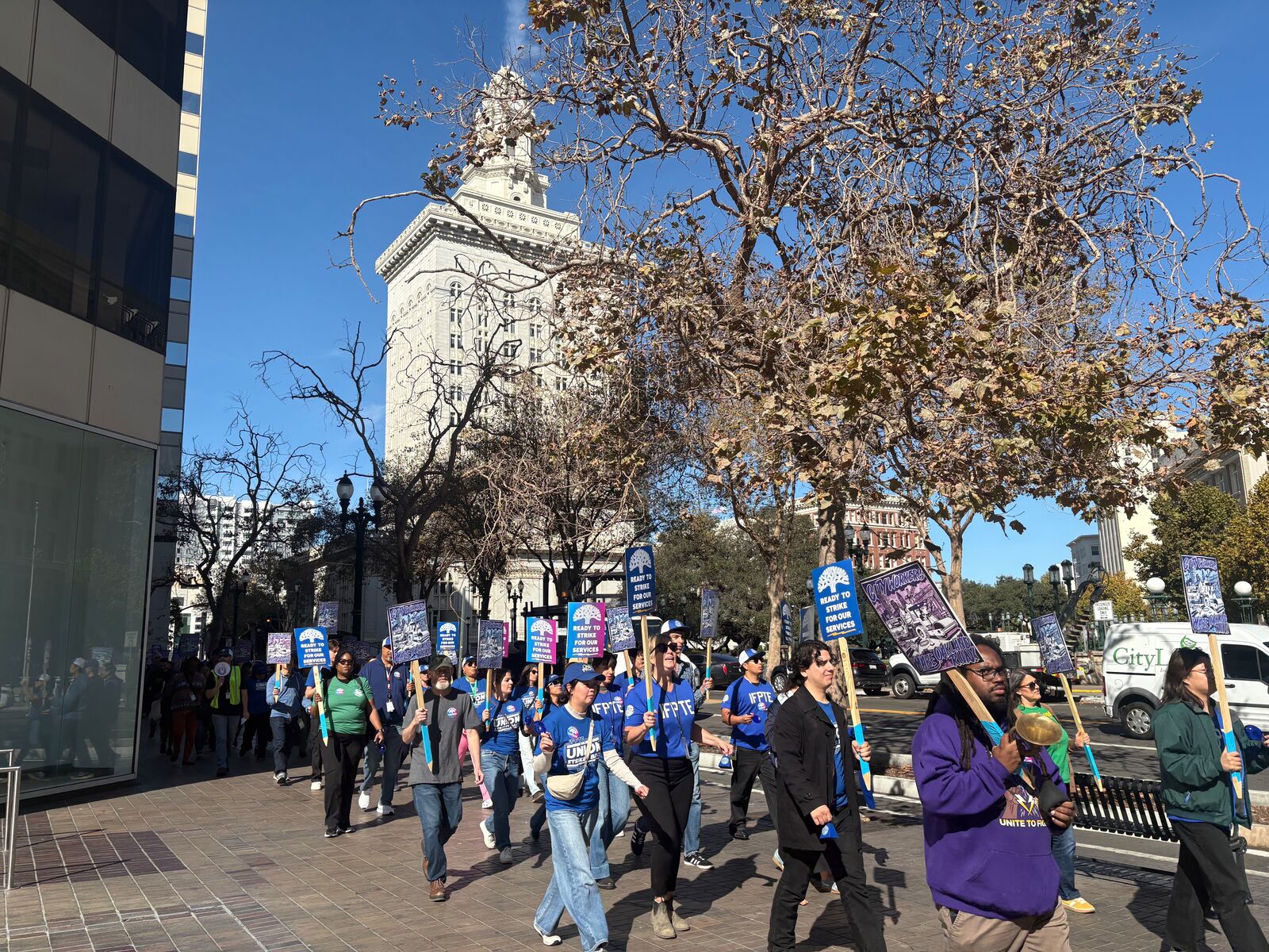 Oakland city workers will strike Nov. 5 if no deal is reached — The Oaklandside