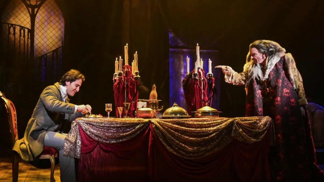 'Dracula' at TheatreWorks Silicon Valley — KTVU FOX 2 Bay Area, San Ramon Arts news