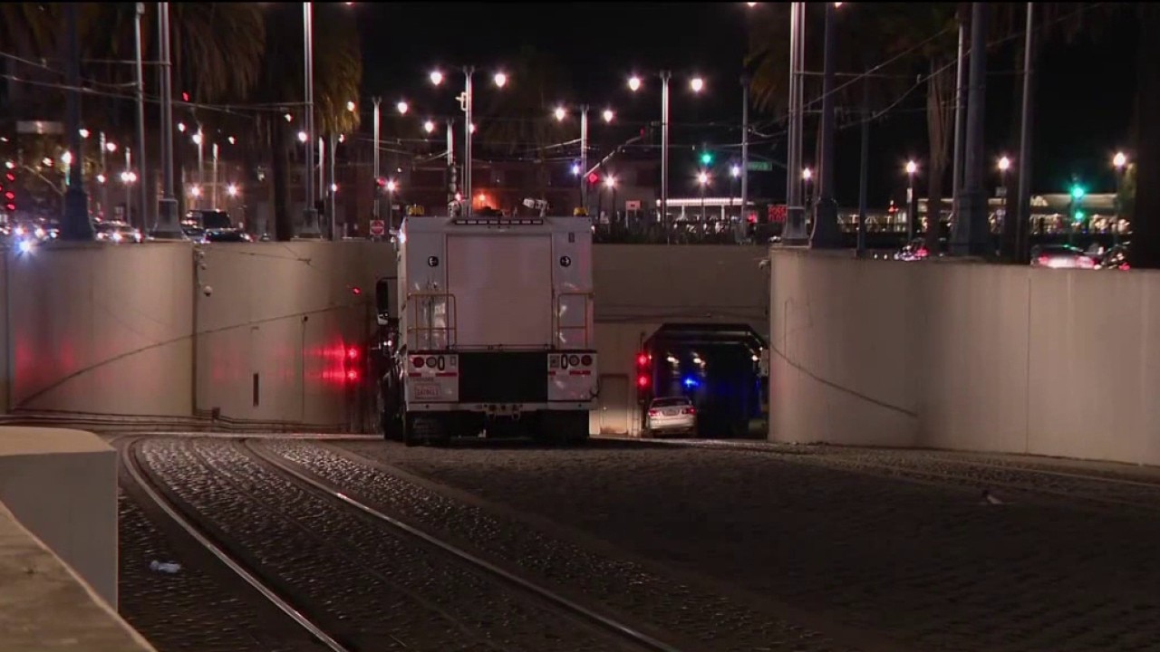Car drives into Muni tunnel, suspends downtown service — KTVU FOX 2 Bay Area, San Ramon Business news