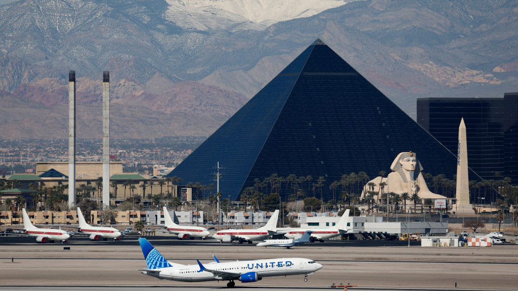 Flight rerouted after passenger threatened to hijack plane — San Ramon Community news